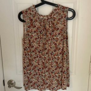 LOFT Outlet Women’s Floral Shell Tank w/ ruffle collar and tie closure - size S
